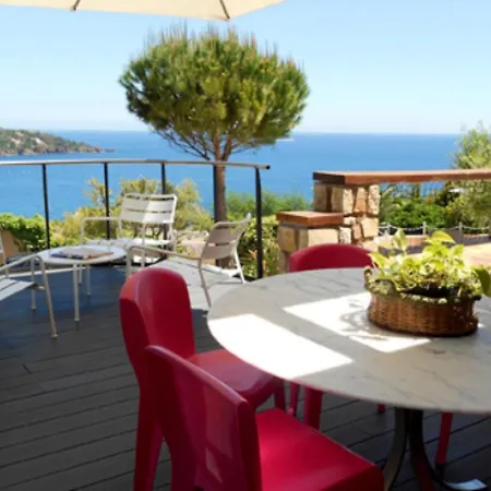 De 4 Chambres Avec Vue Sur La Mer Piscine Privee Et Jardin Clos A Saint Raphael A 2 Km De La Plage Villa Théoule-sur-Mer