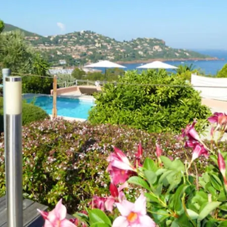 Villa De 4 Chambres Avec Vue Sur La Mer Piscine Privee Et Jardin Clos A Saint Raphael A 2 Km De La Plage Théoule-sur-Mer